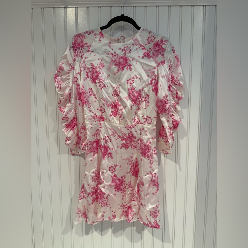 Pink and White Ruffled Puff Sleeve Blouse